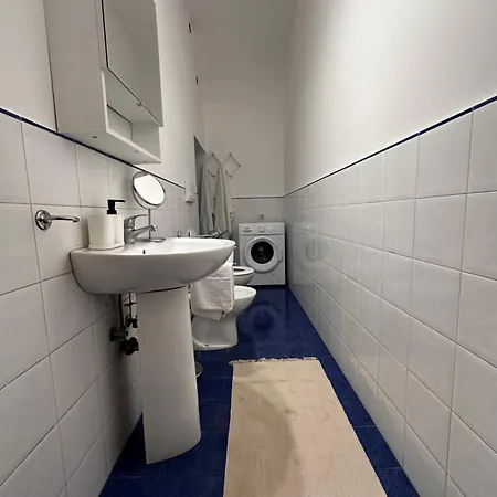 Casa A Due Passi Dalla Stazione Appartamento Bari